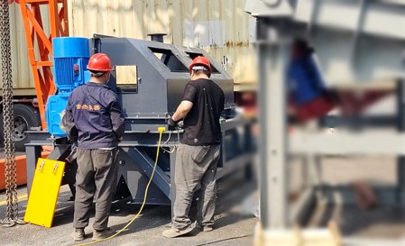 dry magnetic separator